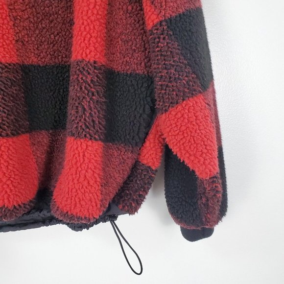 American Eagle Sweater Womens Small Red Black Buffalo Plaid Sherpa Fleece Casual - Picture 3 of 11